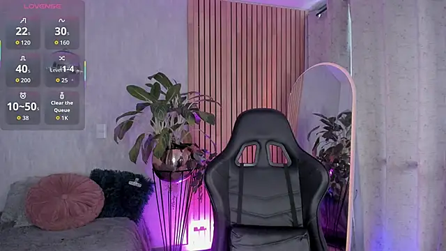 emma       online show from November 12, 2025, 8:34 pm