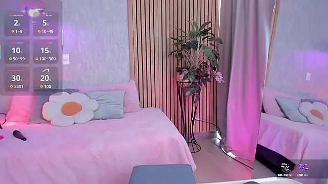 Snapshot of emma______ chatting on February 6, 2026, 3:19 pm emma online show from February 6, 2026, 3:19 pm