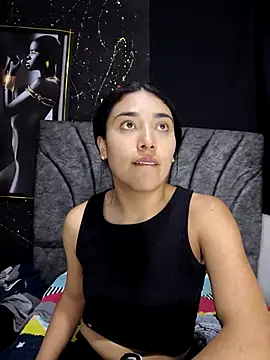 AmberGold- online show from September 19, 2025, 11:09 pm