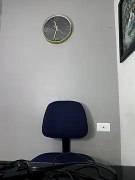 AmberGold- online show from November 29, 2025, 8:47 am