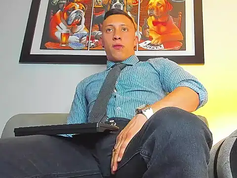 Snapshot of Masster_ares_ chatting on October 8, 2025, 3:30 am Masster ares online show from October 8, 2025, 3:30 am