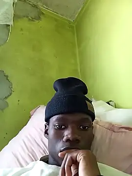 phumlanisanka online show from October 4, 2025, 9:33 am