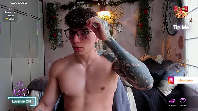 estebandi do online show from December 19, 2025, 8:22 pm