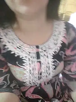 Snapshot of Dimple_sexxy chatting on October 21, 2025, 3:33 pm Dimple sexxy online show from October 21, 2025, 3:33 pm