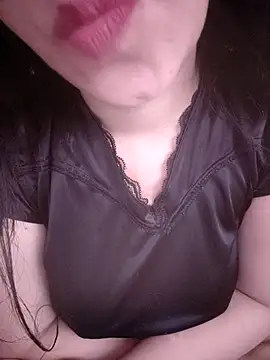 Snapshot of Dimple_sexxy chatting on November 17, 2025, 9:57 am Dimple sexxy online show from November 17, 2025, 9:57 am