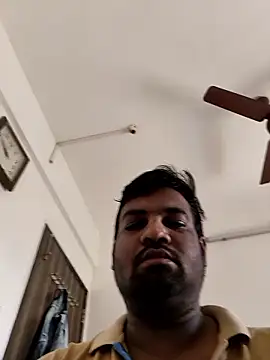 vinay smalldick online show from January 12, 2026, 4:19 am