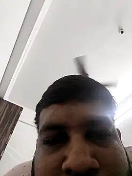 vinay smalldick online show from May 28, 2026, 2:23 pm