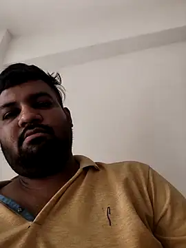vinay smalldick online show from May 18, 2026, 4:07 am