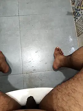 vinay smalldick online show from May 18, 2026, 3:28 am