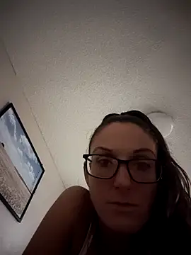 Snapshot of PrincessP8989 chatting on February 14, 2026, 11:49 pm PrincessP8989 online show from February 14, 2026, 11:49 pm