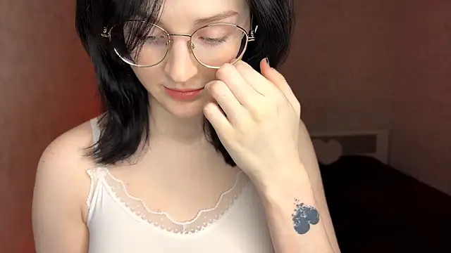 FakeLamb online show from February 24, 2026, 9:04 pm