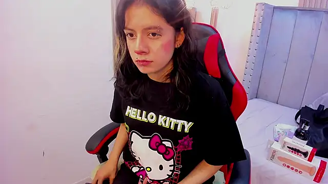 Miyu Komori online show from March 1, 2026, 1:00 pm