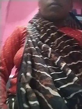 Snapshot of Hita_Grewal chatting on May 15, 2026, 3:54 pm Hita Grewal online show from May 15, 2026, 3:54 pm