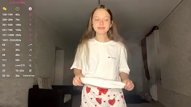 CharlynDini online show from September 10, 2025, 3:11 pm