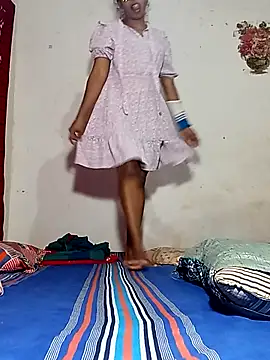 Shani Izu online show from February 9, 2026, 2:37 pm