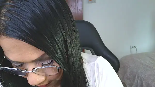 Snapshot of LissafeetHott chatting on January 13, 2026, 8:46 pm LissafeetHott online show from January 13, 2026, 8:46 pm