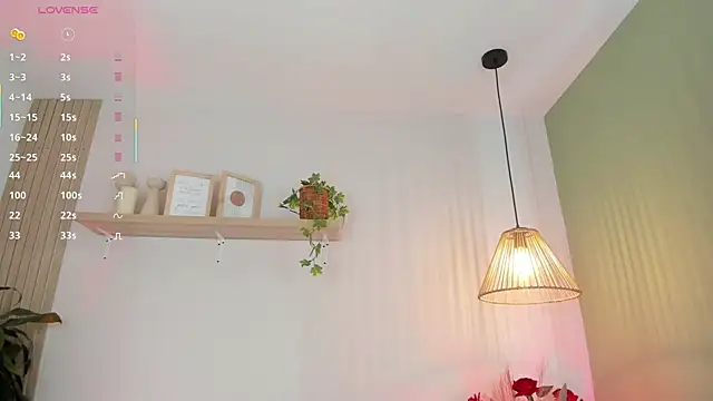 Snapshot of Cristalfoxy_ chatting on December 1, 2025, 7:37 pm Cristalfoxy online show from December 1, 2025, 7:37 pm