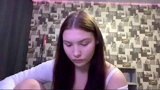 SwiiSweet online show from September 17, 2025, 4:09 pm