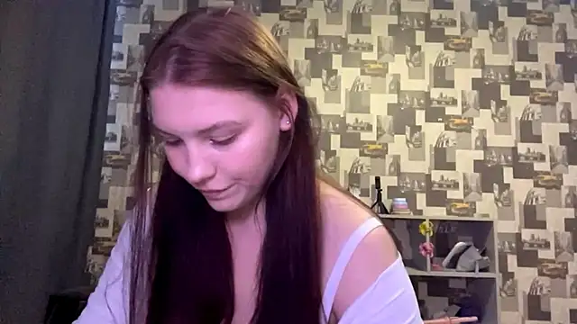 SwiiSweet online show from September 13, 2025, 4:07 pm