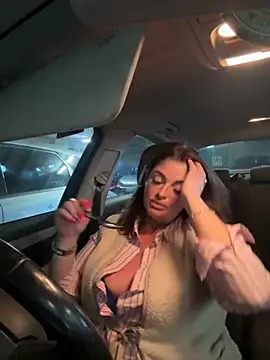 IrishmilfAnna online show from April 14, 2026, 12:10 pm