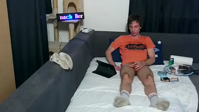 Snapshot of cum2camboys chatting on April 5, 2026, 6:25 pm cum2camboys online show from April 5, 2026, 6:25 pm