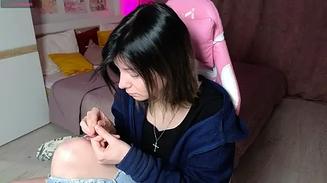 EllinEverly online show from March 8, 2026, 4:05 am