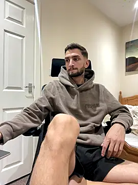 mixedcouplee69 online show from October 21, 2025, 6:07 pm