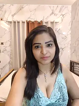Snapshot of QUEEN-ADITI chatting on February 28, 2026, 6:29 pm QUEEN-ADITI online show from February 28, 2026, 6:29 pm