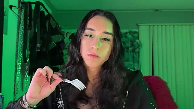 xoFrankie online show from March 31, 2026, 3:30 am