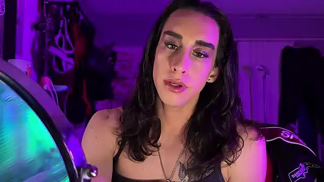 Snapshot of xoFrankie chatting on January 13, 2026, 1:42 am xoFrankie online show from January 13, 2026, 1:42 am