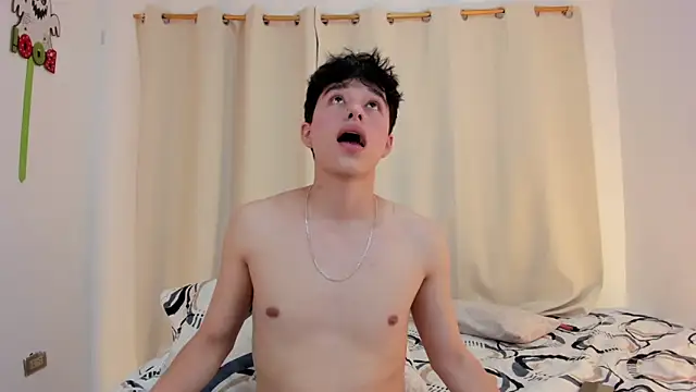 mrhot night online show from November 12, 2025, 12:48 am