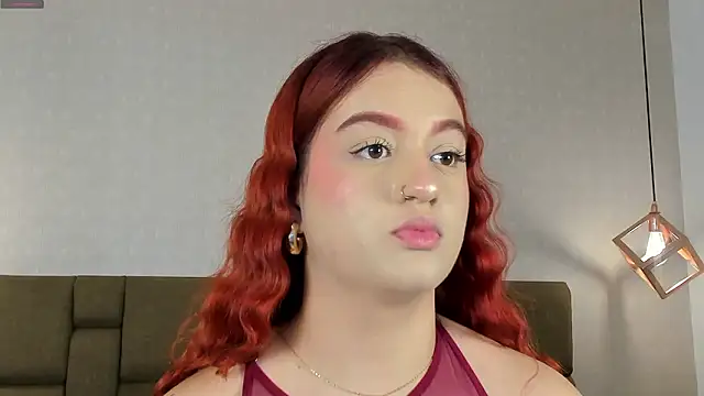 Snapshot of Julieth_Rojas chatting on February 4, 2026, 3:45 am Julieth Rojas online show from February 4, 2026, 3:45 am