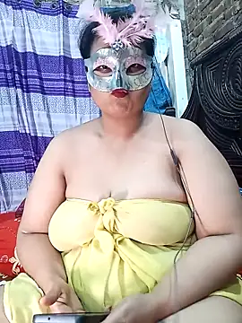 Tanisha-Chy online show from April 9, 2026, 5:42 am