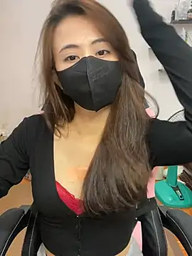 Mochi21 online show from January 17, 2026, 3:21 am