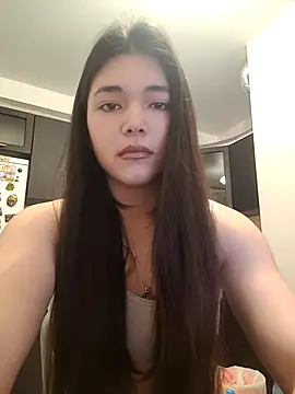 Albi Glow online show from November 18, 2025, 11:35 am