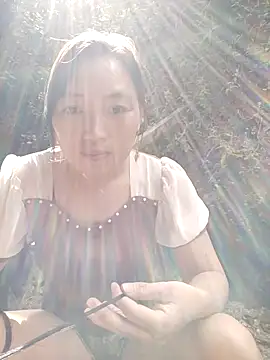 Snapshot of susu-00 chatting on October 11, 2025, 2:01 am susu-00 online show from October 11, 2025, 2:01 am