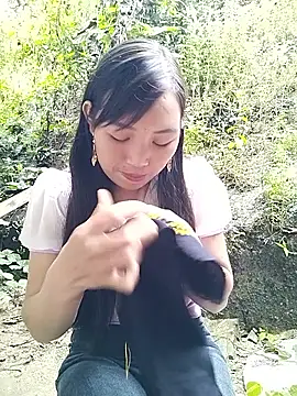 Snapshot of susu-00 chatting on September 12, 2025, 2:55 am susu-00 online show from September 12, 2025, 2:55 am