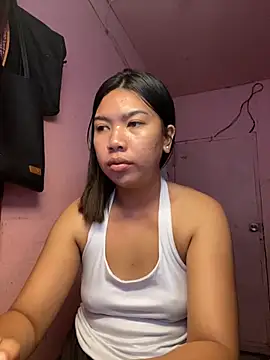 Snapshot of aniya_04 chatting on October 3, 2025, 5:31 am aniya 04 online show from October 3, 2025, 5:31 am