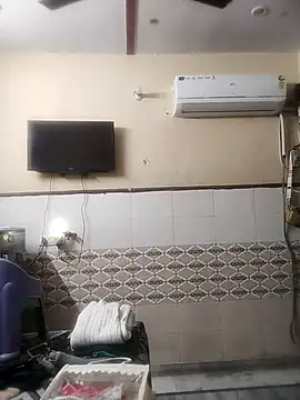 meenu bhabhi547 online show from January 15, 2026, 3:10 am