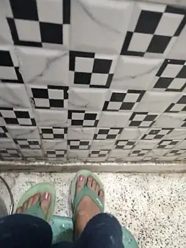 meenu bhabhi547 online show from October 3, 2025, 1:53 am