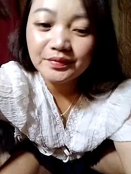 Snapshot of lusy-000 chatting on September 11, 2025, 2:44 am lusy-000 online show from September 11, 2025, 2:44 am