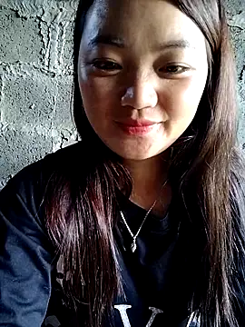 Snapshot of lusy-000 chatting on September 15, 2025, 9:21 am lusy-000 online show from September 15, 2025, 9:21 am