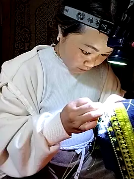 Snapshot of lusy-000 chatting on November 28, 2025, 1:28 am lusy-000 online show from November 28, 2025, 1:28 am