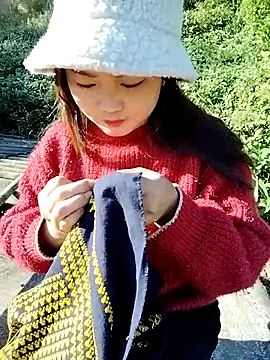 Snapshot of lusy-000 chatting on November 26, 2025, 2:00 am lusy-000 online show from November 26, 2025, 2:00 am