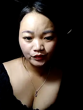 Snapshot of lusy-000 chatting on September 30, 2025, 7:47 am lusy-000 online show from September 30, 2025, 7:47 am