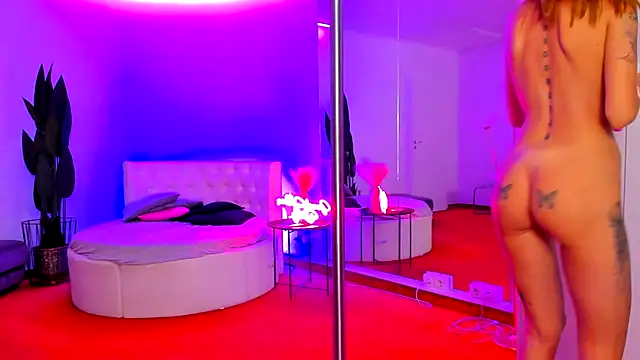 JessicaSky  online show from October 31, 2025, 2:57 pm