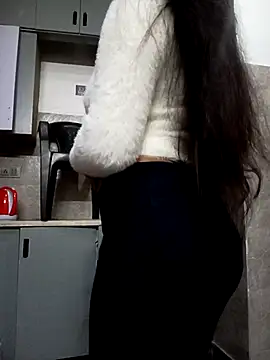 Rekha 89 online show from December 23, 2025, 3:17 am