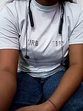 Snapshot of Rekha_89 chatting on November 23, 2025, 3:27 am Rekha 89 online show from November 23, 2025, 3:27 am