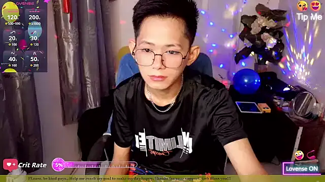 Snapshot of Skinny_CumLoader69 chatting on July 8, 2026, 8:04 am Skinny CumLoader69 online show from July 8, 2026, 8:04 am