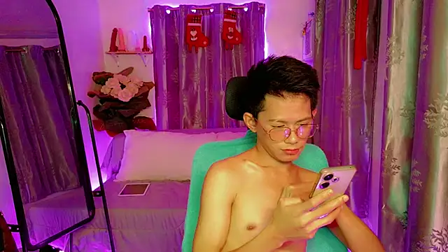 Snapshot of Skinny_CumLoader69 chatting on November 23, 2025, 7:57 pm Skinny CumLoader69 online show from November 23, 2025, 7:57 pm